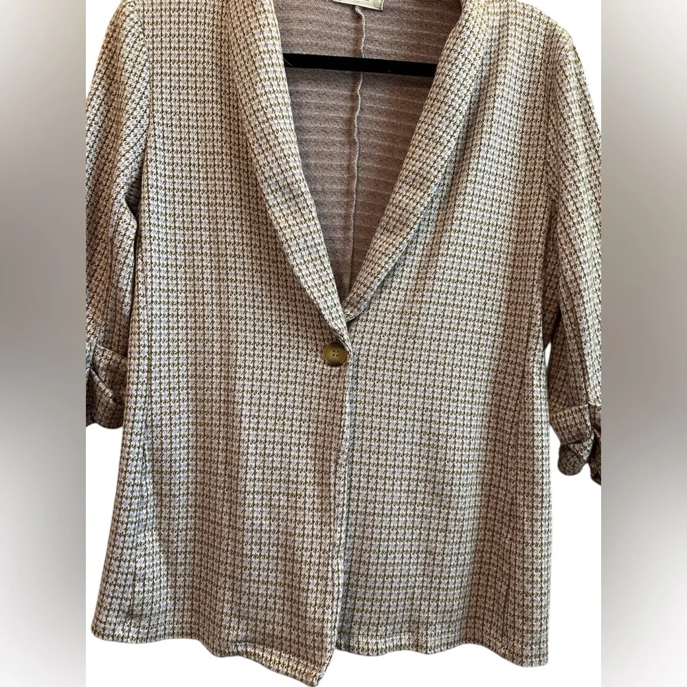 Altar'd State Checkered Blazer - Cream and purple. EUC